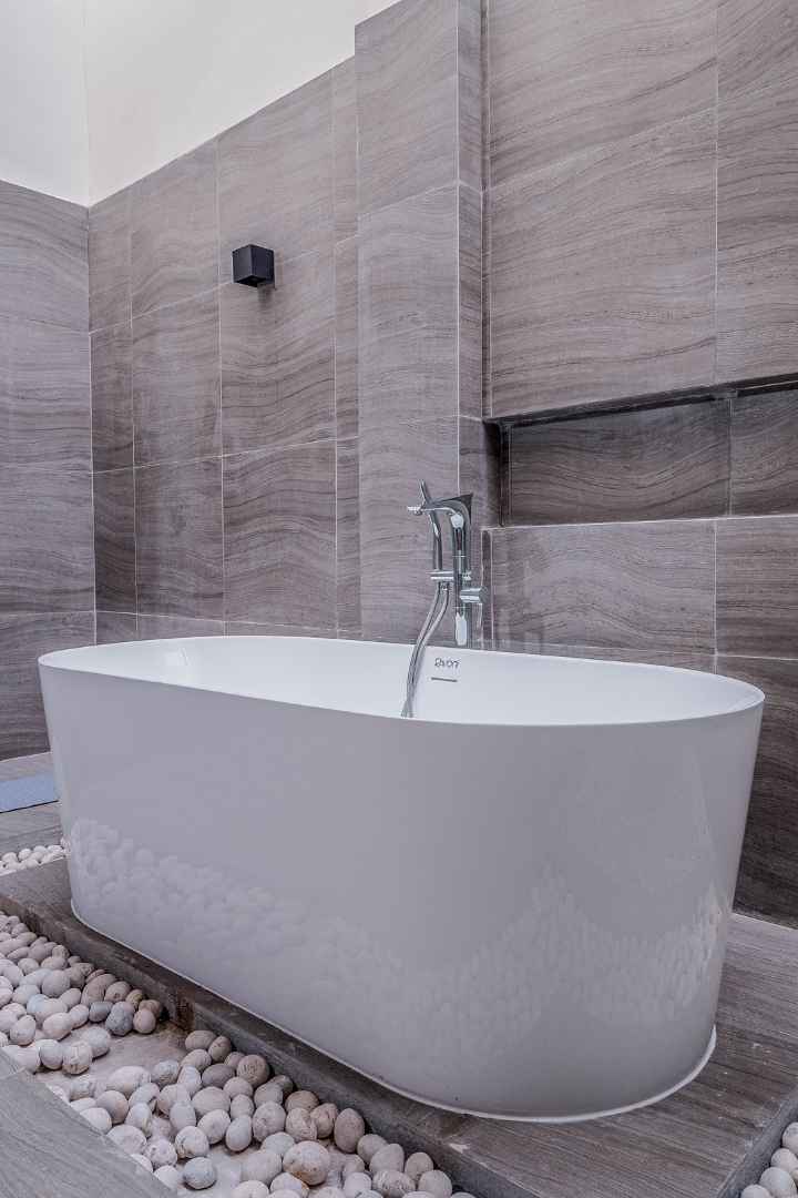 bathtub_palmvilla