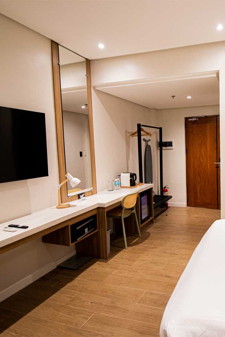 deluxe-queen-room